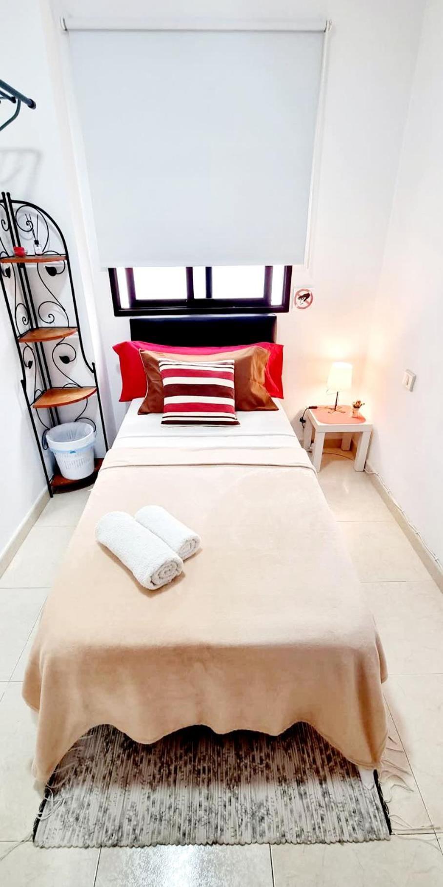 Almar We Go! Habitaciones Privadas En Alcala - Private Rooms - Pieces Privees - In Shared Apartment Ngoại thất bức ảnh